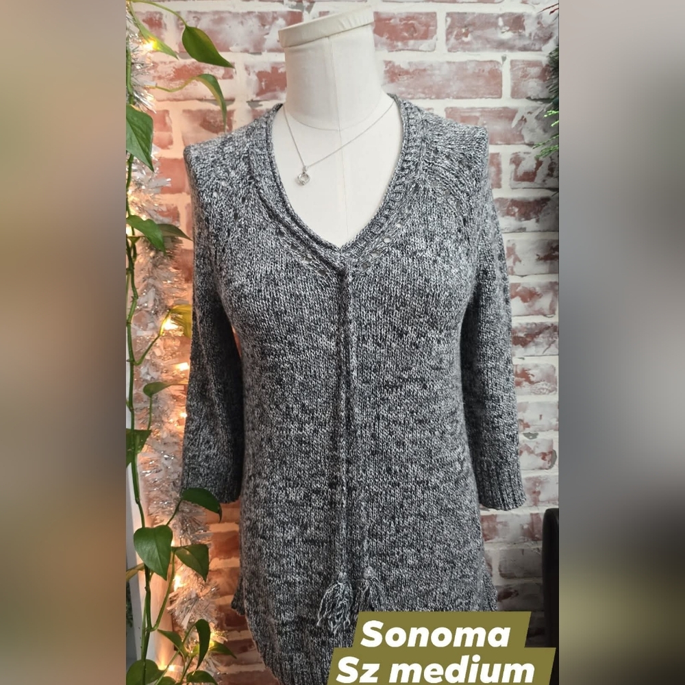 Sonoma womens sweater sz medium